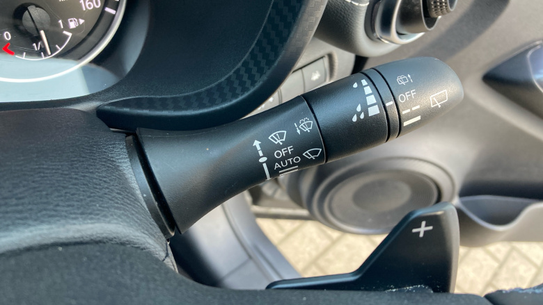 Nissan Juke 1.0 DiG-T 114 N-Connecta 5dr DCT Petrol Hatchback